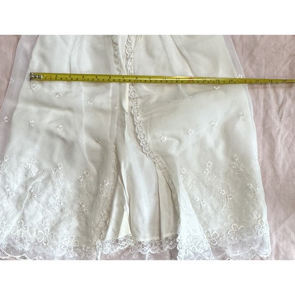 Vtg Phyllis Baby Wear Christening Dress Set White Embroidery Floral Gown Bonnet - Picture 7 of 16